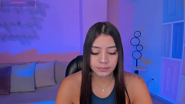 AllyJensen online show from December 5, 2025, 10:35 am