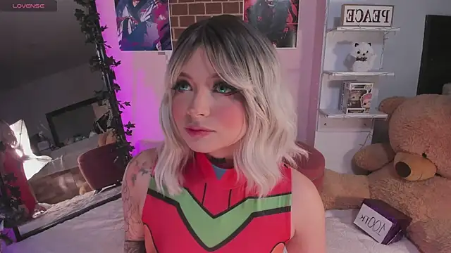 sensualkattt online show from December 29, 2024, 12:23 pm