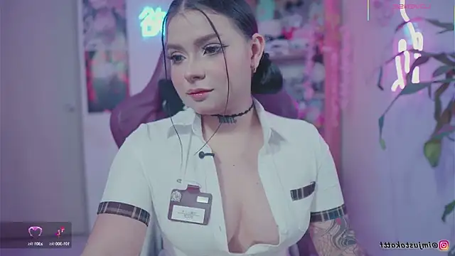 sensualkattt online show from September 18, 2025, 1:46 pm