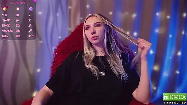 JustMeowGirl online show from January 29, 2025, 8:40 am