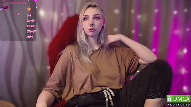 JustMeowGirl online show from February 8, 2025, 9:03 am