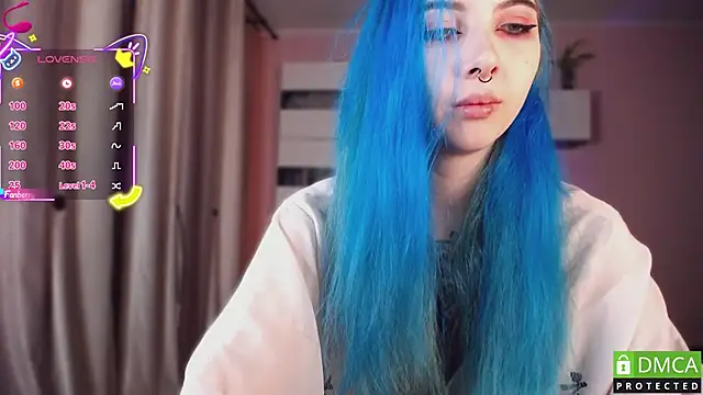 JustMeowGirl online show from September 29, 2025, 4:39 am