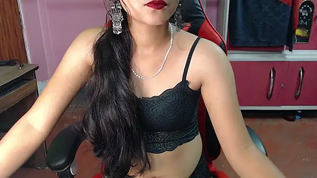 Angel Alison  online show from February 18, 2025, 6:37 pm