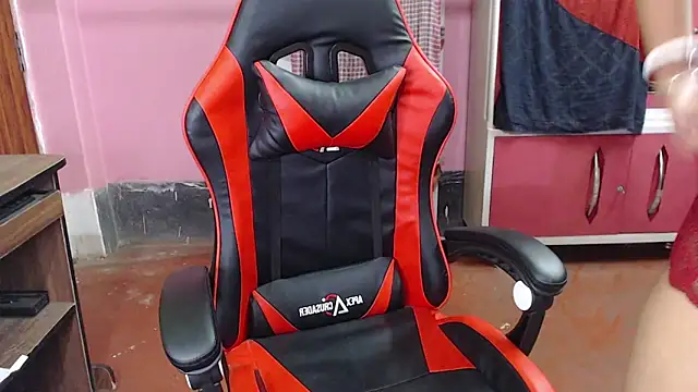 Angel Alison  online show from March 17, 2025, 10:17 pm