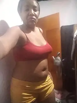 Snapshot of Surreyaa chatting on January 10, 2026, 7:43 am Surreyaa online show from January 10, 2026, 7:43 am