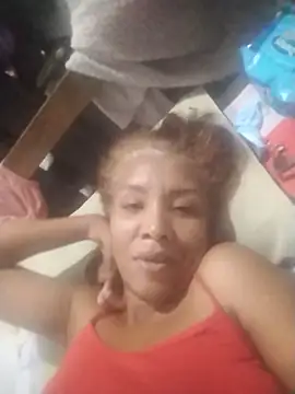 Snapshot of Surreyaa chatting on February 21, 2026, 5:52 am Surreyaa online show from February 21, 2026, 5:52 am