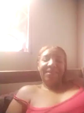 Snapshot of Surreyaa chatting on February 22, 2026, 7:23 pm Surreyaa online show from February 22, 2026, 7:23 pm