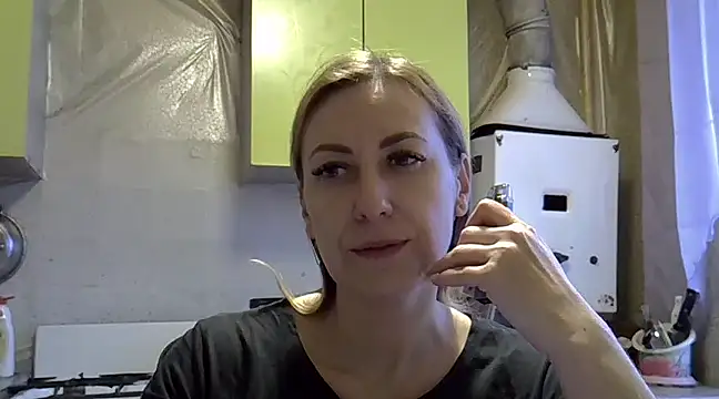 AshleyXHoney online show from December 13, 2024, 12:39 pm