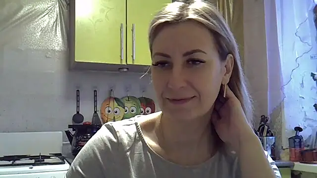 AshleyXHoney online show from January 17, 2025, 6:04 am