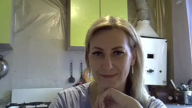 AshleyXHoney online show from March 15, 2025, 6:25 am