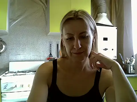 AshleyXHoney online show from September 11, 2025, 6:24 am