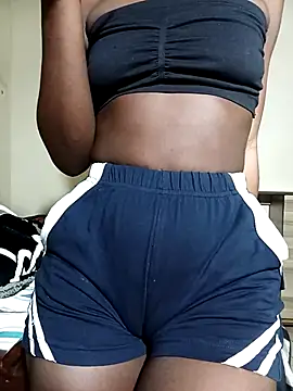 julietunderwoood online show from March 16, 2025, 3:47 am