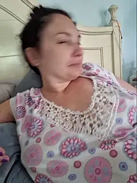 MilfyMrsRobinson online show from March 9, 2025, 1:59 pm