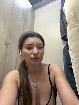 MooonReal online show from December 19, 2024, 3:07 am