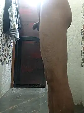 Snapshot of yashzae chatting on December 9, 2024, 3:00 pm yashzae online show from December 9, 2024, 3:00 pm