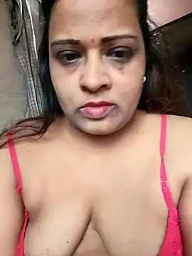 Snapshot of Love_Jenny chatting on January 19, 2025, 5:05 am Love Jenny online show from January 19, 2025, 5:05 am