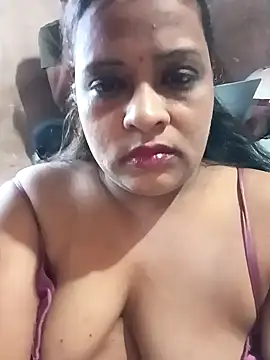 Snapshot of Love_Jenny chatting on January 28, 2025, 10:34 am Love Jenny online show from January 28, 2025, 10:34 am