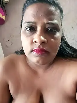 Snapshot of Love_Jenny chatting on February 22, 2025, 10:18 am Love Jenny online show from February 22, 2025, 10:18 am