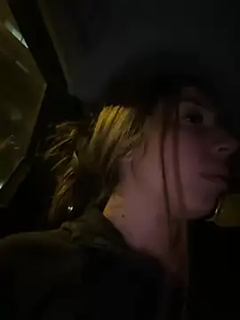 KimArts online show from February 11, 2025, 8:20 pm