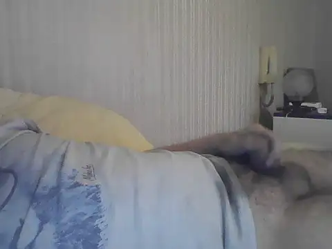 Snapshot of Stilloving chatting on February 26, 2026, 2:32 am Stilloving online show from February 26, 2026, 2:32 am