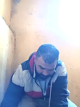 Snapshot of ListedLoin chatting on January 15, 2025, 6:12 am ListedLoin online show from January 15, 2025, 6:12 am