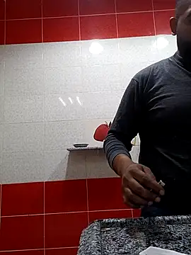 Snapshot of ListedLoin chatting on February 19, 2025, 10:12 am ListedLoin online show from February 19, 2025, 10:12 am