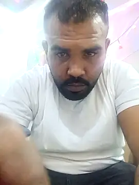 Snapshot of ListedLoin chatting on March 16, 2025, 5:28 pm ListedLoin online show from March 16, 2025, 5:28 pm