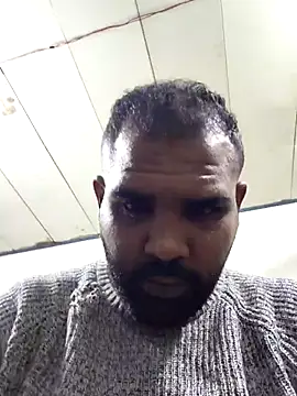 ListedLoin online show from November 17, 2025, 12:27 am