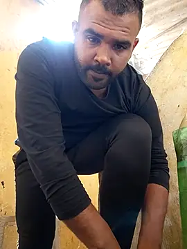 ListedLoin online show from April 19, 2026, 12:04 pm