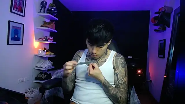 jung dragon online show from October 31, 2025, 6:47 am