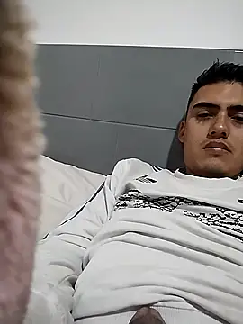 Snapshot of ToysSex_1 chatting on March 3, 2026, 1:45 am ToysSex 1 online show from March 3, 2026, 1:45 am