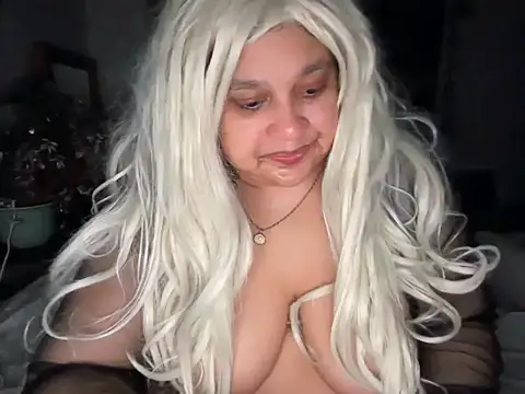 MelanieFawker online show from September 21, 2025, 2:57 am