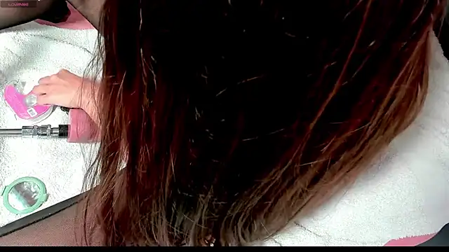 blondeb201 online show from February 1, 2025, 9:19 pm