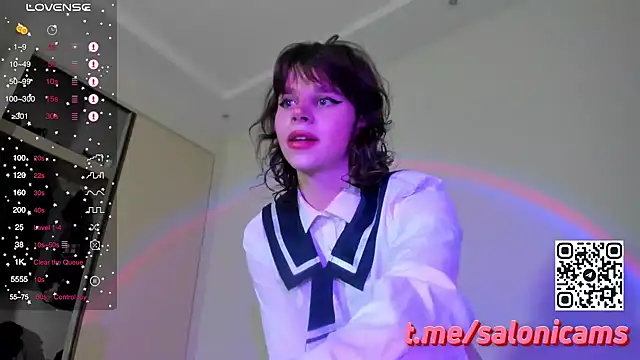 salonica online show from March 6, 2025, 5:00 pm