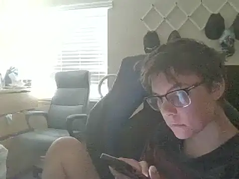 KaliSnow199623 online show from December 2, 2024, 10:56 pm