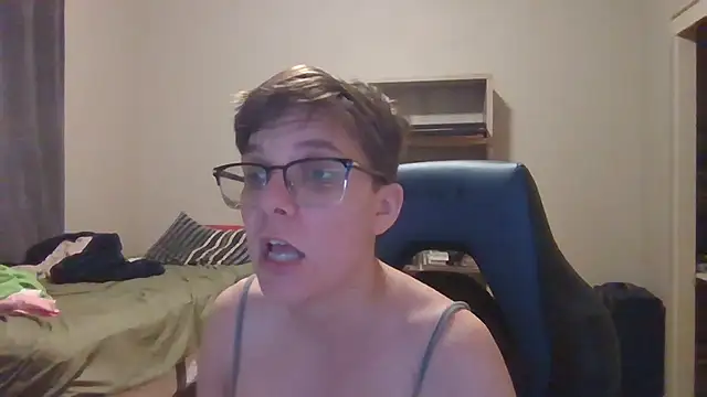 KaliSnow199623 online show from October 22, 2025, 3:07 am