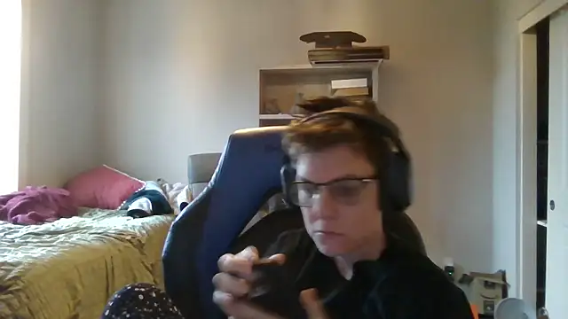 KaliSnow199623 online show from January 6, 2026, 11:07 pm