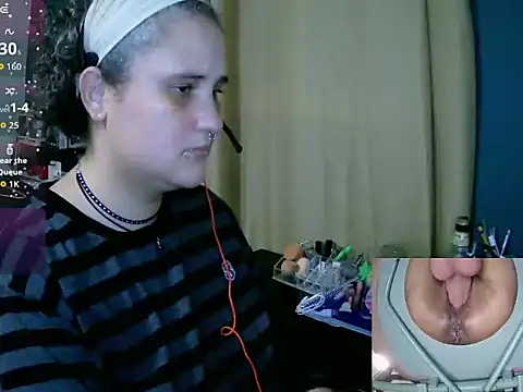 lolalicious 758 online show from May 17, 2026, 11:01 pm