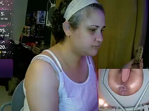 lolalicious 758 online show from May 25, 2026, 2:50 am