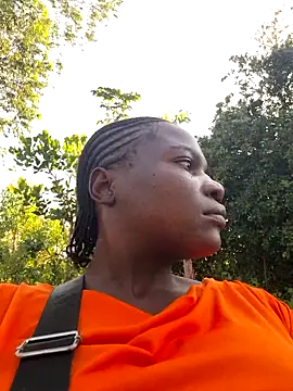 missarpie online show from October 2, 2025, 1:18 pm