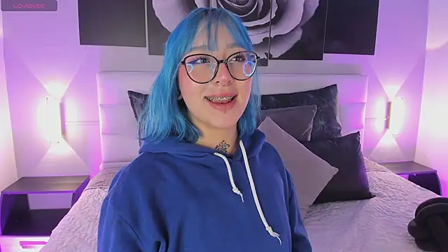 sofi bakerr online show from October 23, 2025, 11:31 am