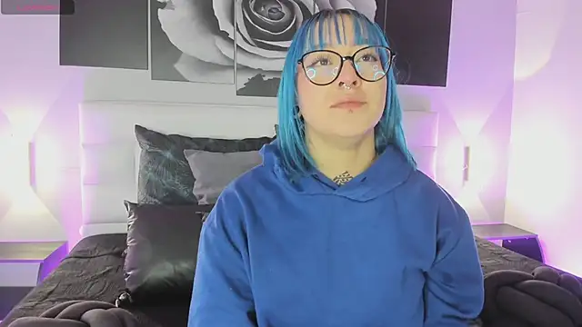 sofi bakerr online show from November 29, 2025, 11:35 am