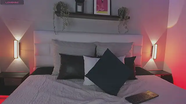 sofi bakerr online show from February 2, 2026, 11:42 am