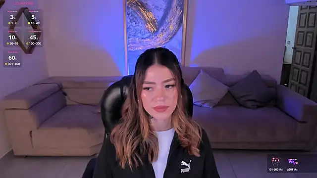 ViolettHansson online show from February 25, 2025, 9:24 pm