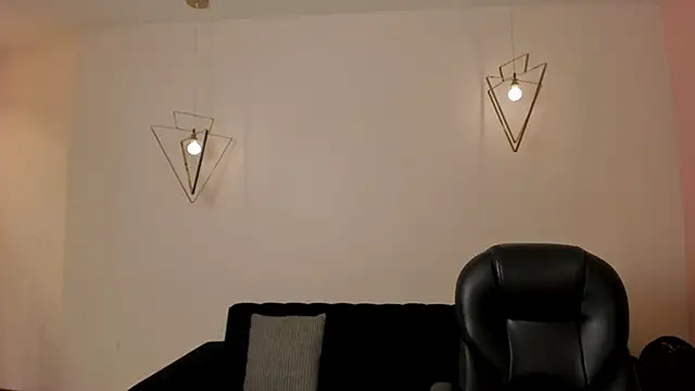 AliceHarper  online show from November 6, 2025, 5:47 pm