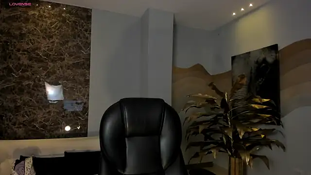 AliceHarper  online show from March 13, 2026, 7:42 pm