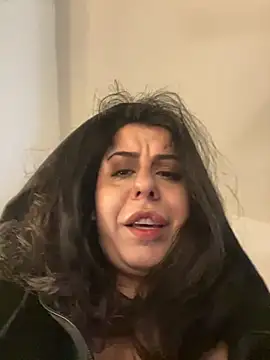 holyeroticss online show from March 6, 2025, 6:05 pm