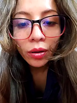 mmmVirginia online show from November 18, 2025, 6:23 pm