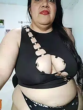 lunanataly online show from March 15, 2025, 6:32 pm