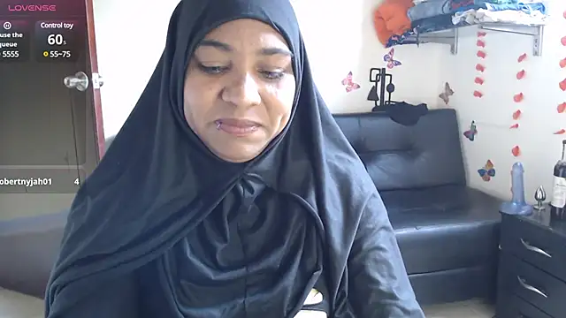 Aaliyah brown online show from February 17, 2025, 1:53 pm